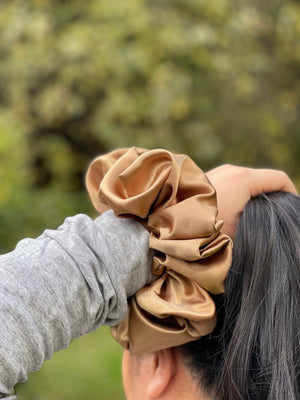 Extra Mega Stor Scrunchies Hårstrikk